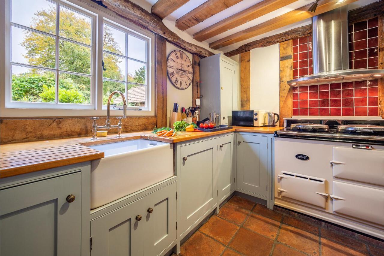 Extraordinary 15Th Century Timber Framed Cottage In Famous Medieval Village - The Tryst Lavenham Exterior photo