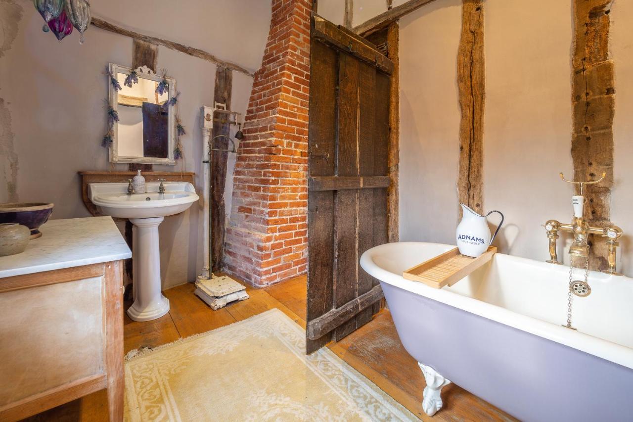 Extraordinary 15Th Century Timber Framed Cottage In Famous Medieval Village - The Tryst Lavenham Exterior photo