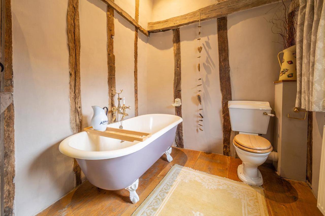 Extraordinary 15Th Century Timber Framed Cottage In Famous Medieval Village - The Tryst Lavenham Exterior photo