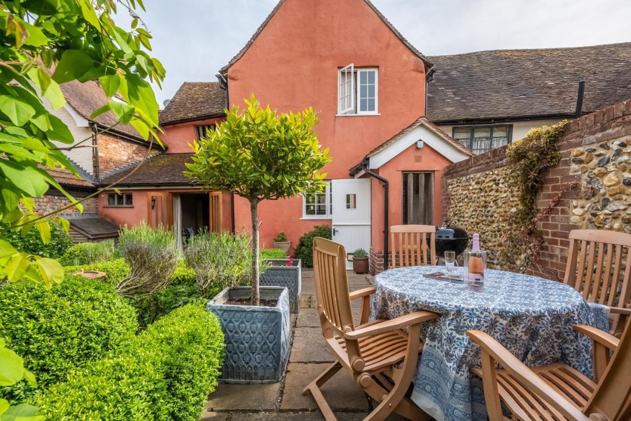 Extraordinary 15Th Century Timber Framed Cottage In Famous Medieval Village - The Tryst Lavenham Exterior photo